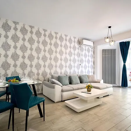 Seavibes C4 - Pool & Spa Beach Apartament Năvodari