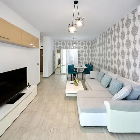 Seavibes C4 - Pool & Spa Beach Năvodari
