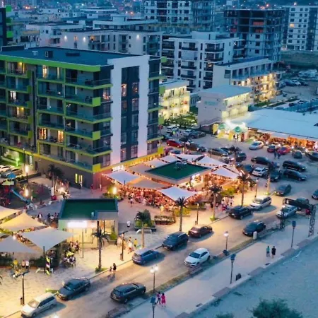 Seavibes C4 - Pool & Spa Beach